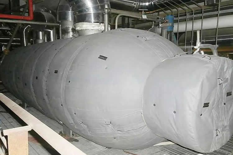 再沸器保溫,再沸器<a href=http://m.z833.cn/e/tags/?tagname=%E4%BF%9D%E6%B8%A9%E5%A5%97 target=_blank class=infotextkey>保溫套</a>,<a href=http://m.z833.cn/e/tags/?tagname=%E6%8D%A2%E7%83%AD%E5%99%A8%E4%BF%9D%E6%B8%A9 target=_blank class=infotextkey>換熱器保溫</a>